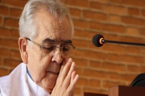 Pe. Zezinho, scj celebra seis décadas de sacerdócio e uma trajetória pioneira na música, na comunicação e na catequese